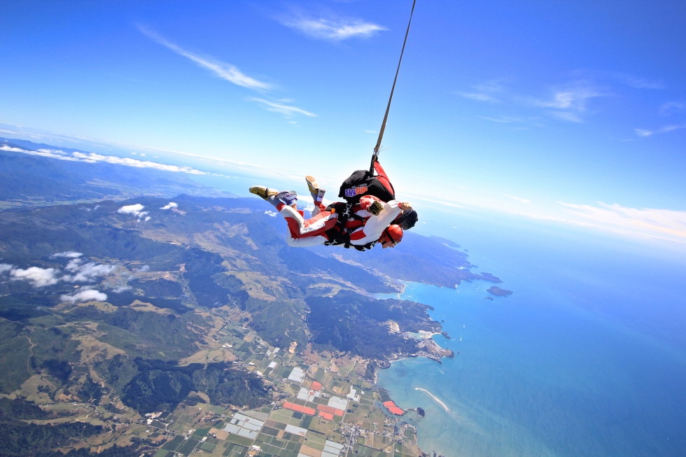 skydive-at-nz049